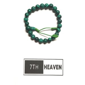 NEW ✨️  GREEN BEAD CHARM BRACELET